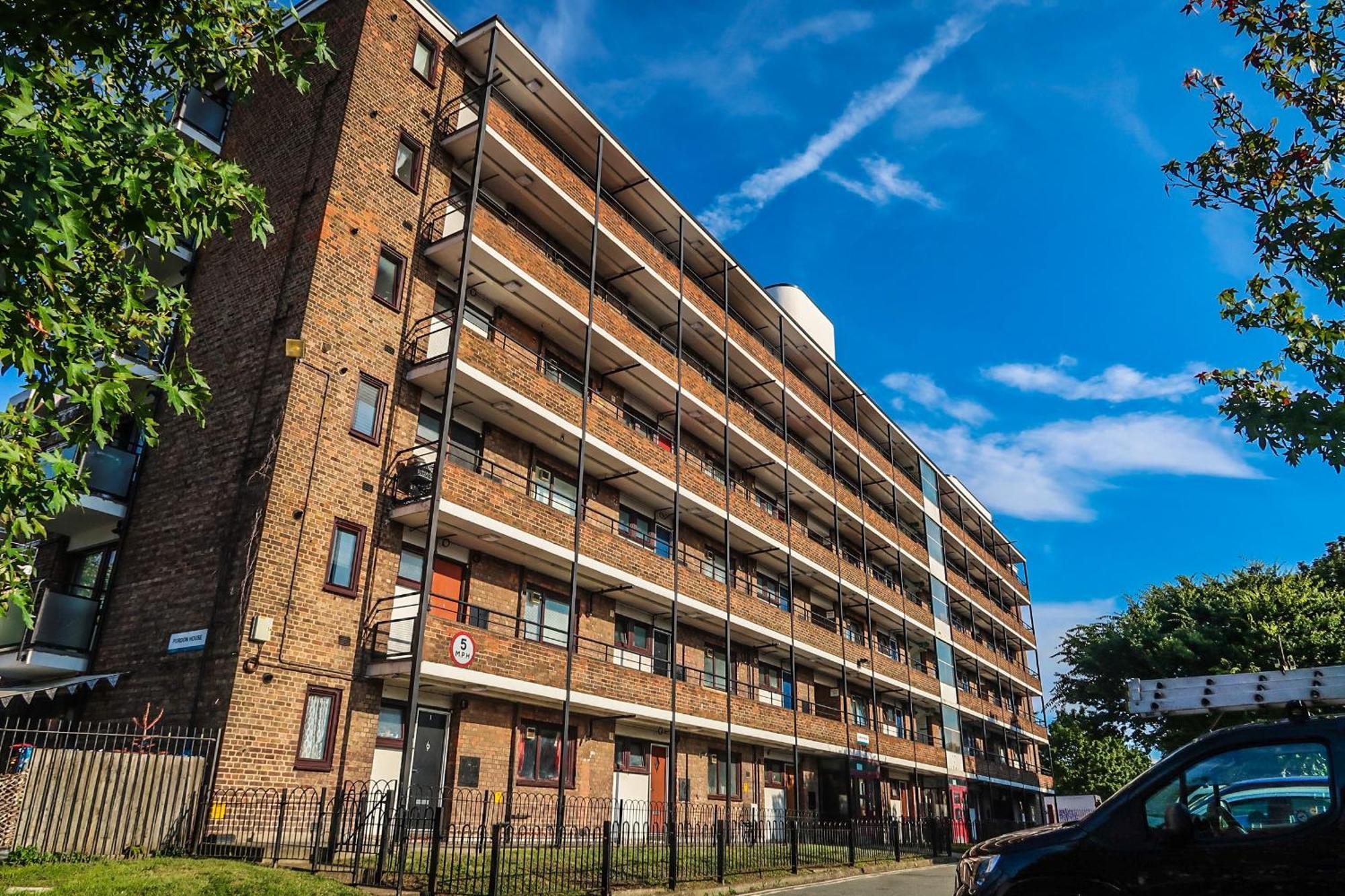 Comfortable Room-only Guest house London